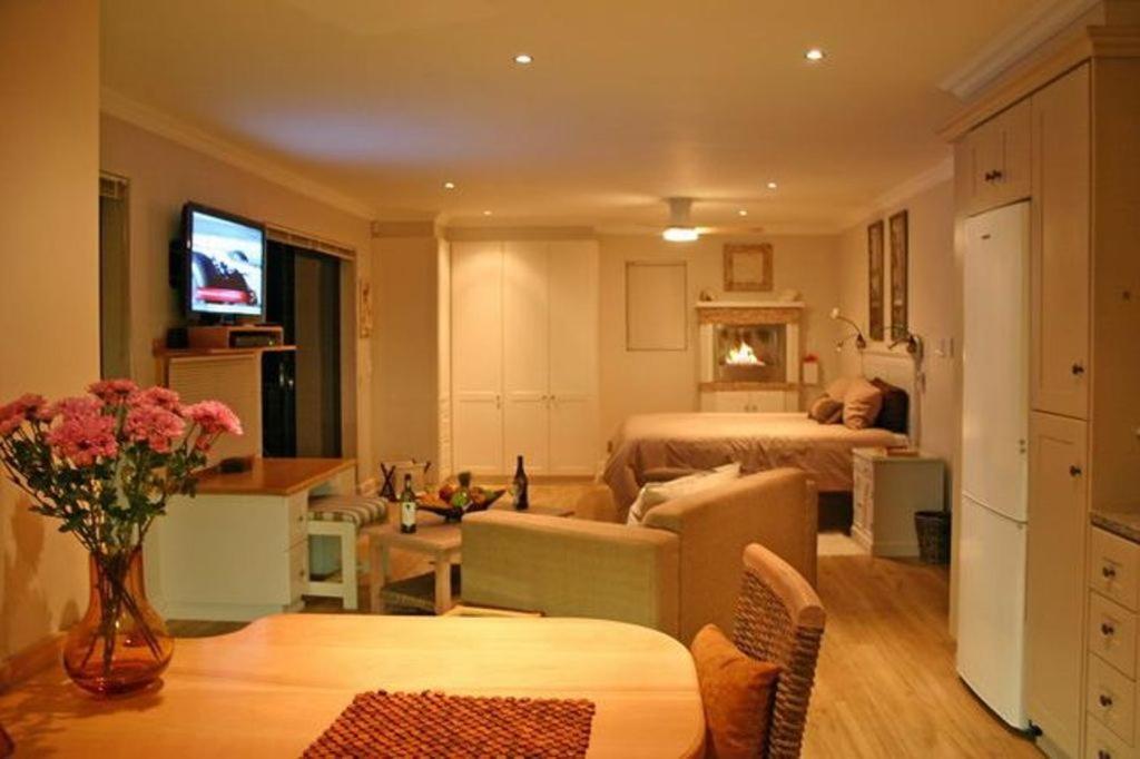 Constantia Vista